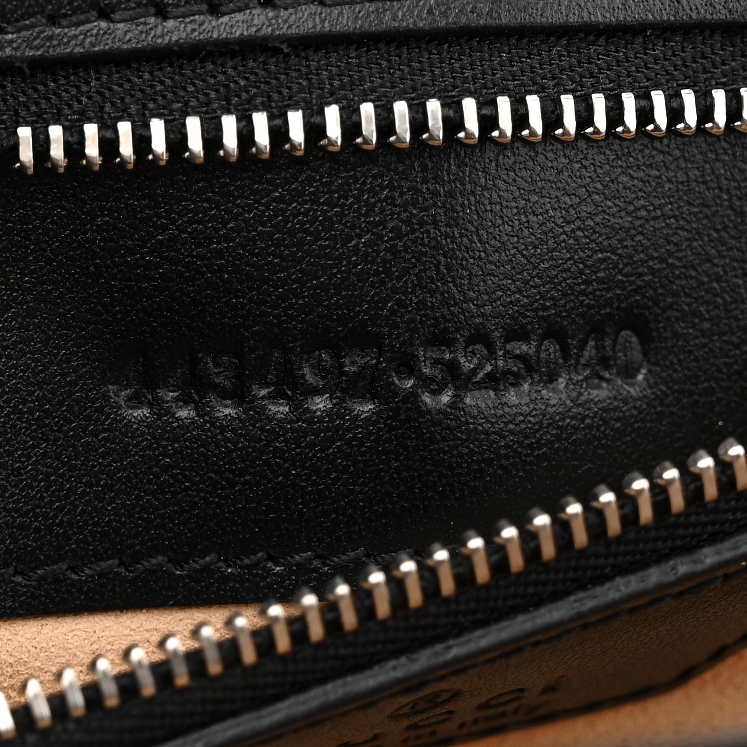 Calfskin Matelasse Aria Small GG Marmont Shoulder Bag Black