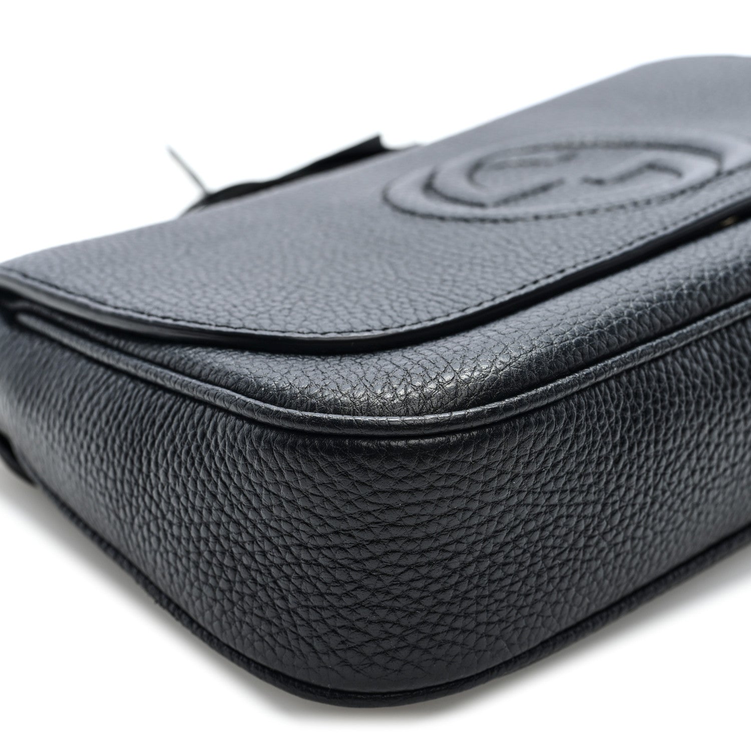 Pebbled Calfskin Medium Soho Flap Crossbody Black