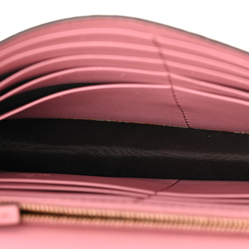 Guccissima Icon Chain Wallet Carmine Rose
