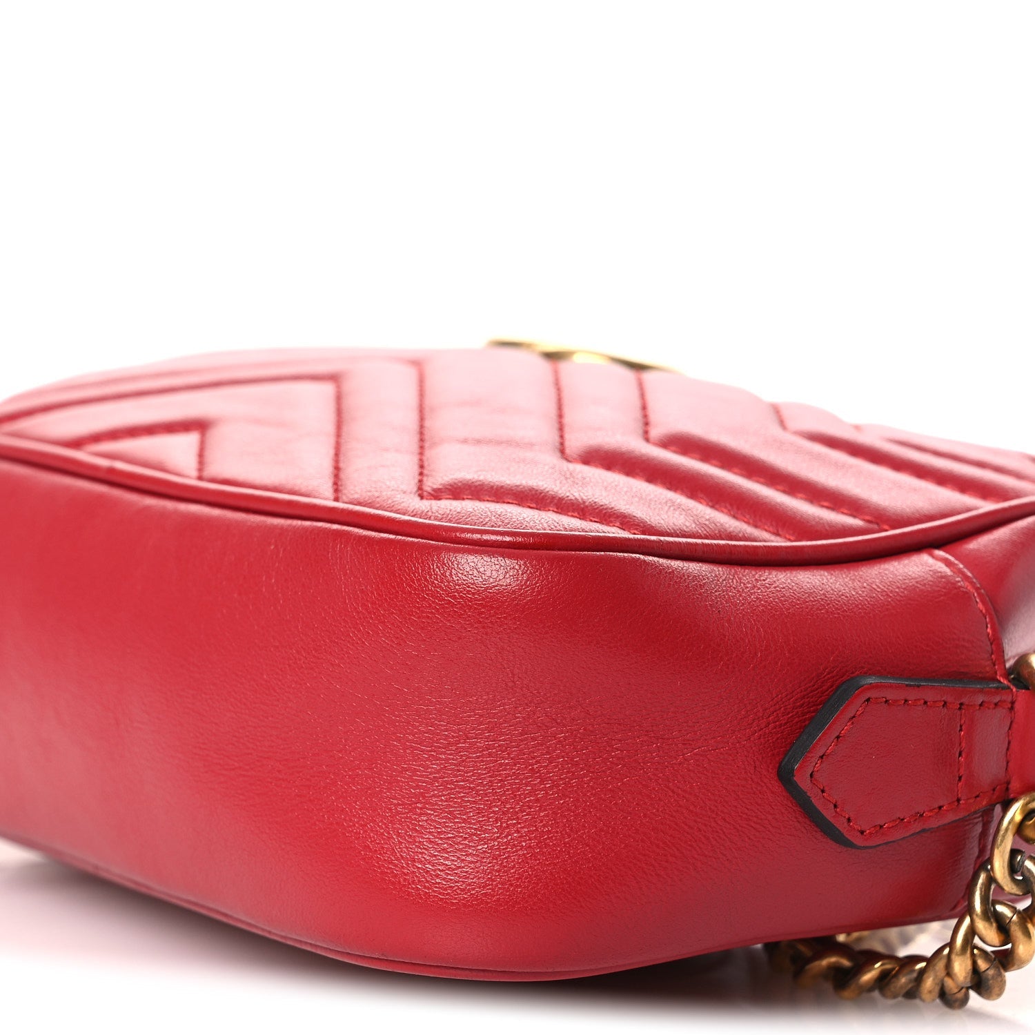 Calfskin Matelasse Mini GG Marmont Chain Shoulder Bag Hibiscus Red