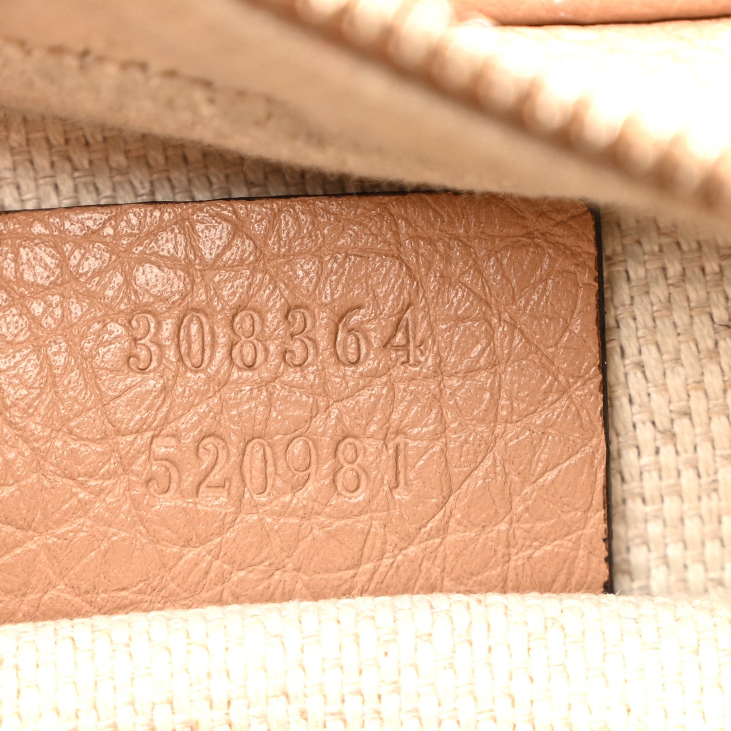 Pebbled Calfskin Small Soho Disco Bag Camelia