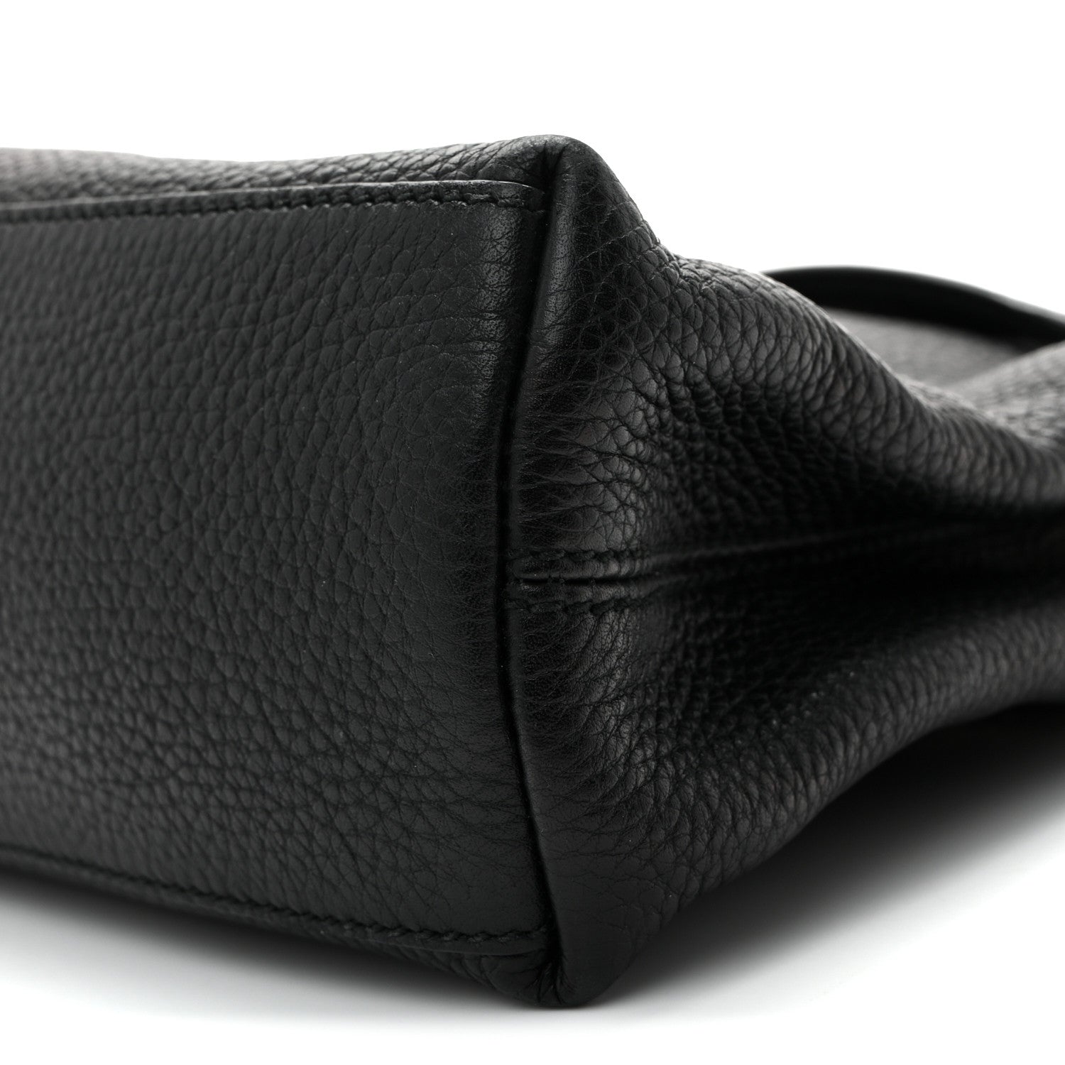 Pebbled Calfskin Small Soho Chain Shoulder Bag Black