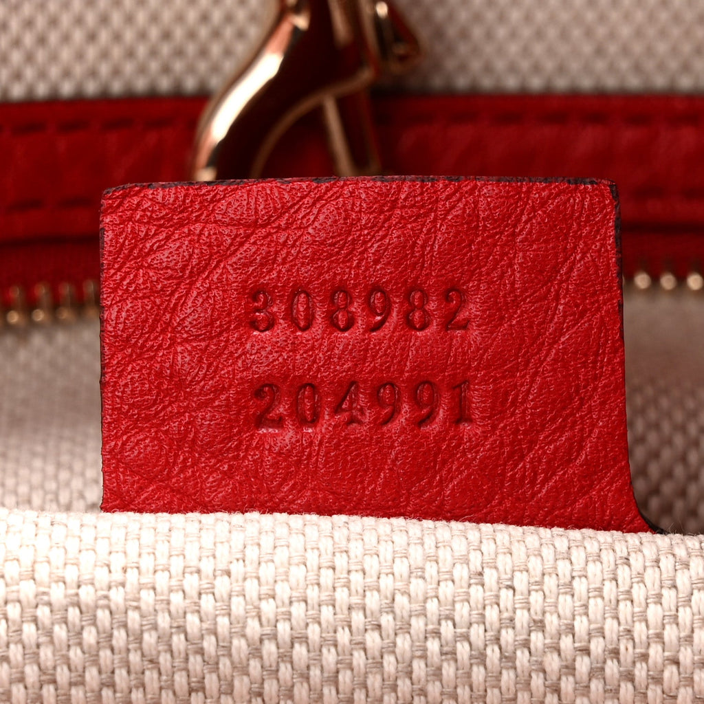 Pebbled Calfskin Medium Soho Chain Shoulder Bag Tabasco Red