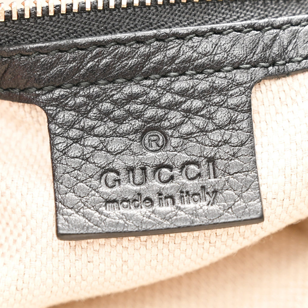 Pebbled Calfskin Medium Soho Chain Hobo Black