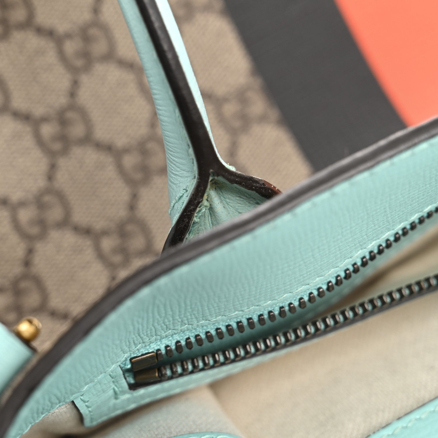 GG Supreme Monogram Textured Dollar Calfskin Web Gucci Tiger Small Retro Interlocking G Tote Bag Multicolor