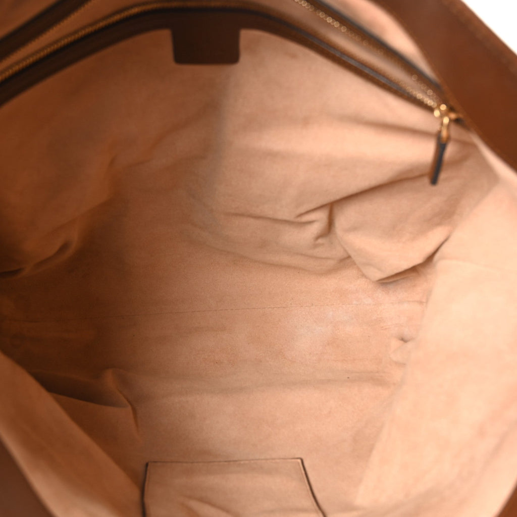 Soft GG Supreme Monogram Medium Crossbody Tote Beige Cuir