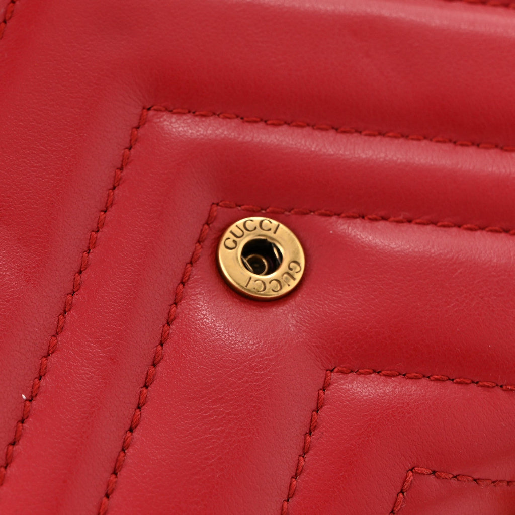 Calfskin Matelasse GG Marmont Chain Wallet Hibiscus Red