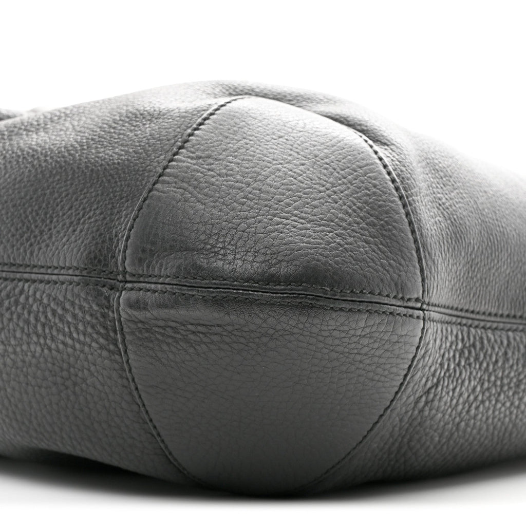 Pebbled Calfskin Medium Soho Chain Hobo Black
