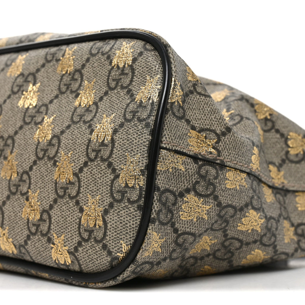 Soft GG Supreme Monogram Bees Small Crossbody Tote Beige Oro Black