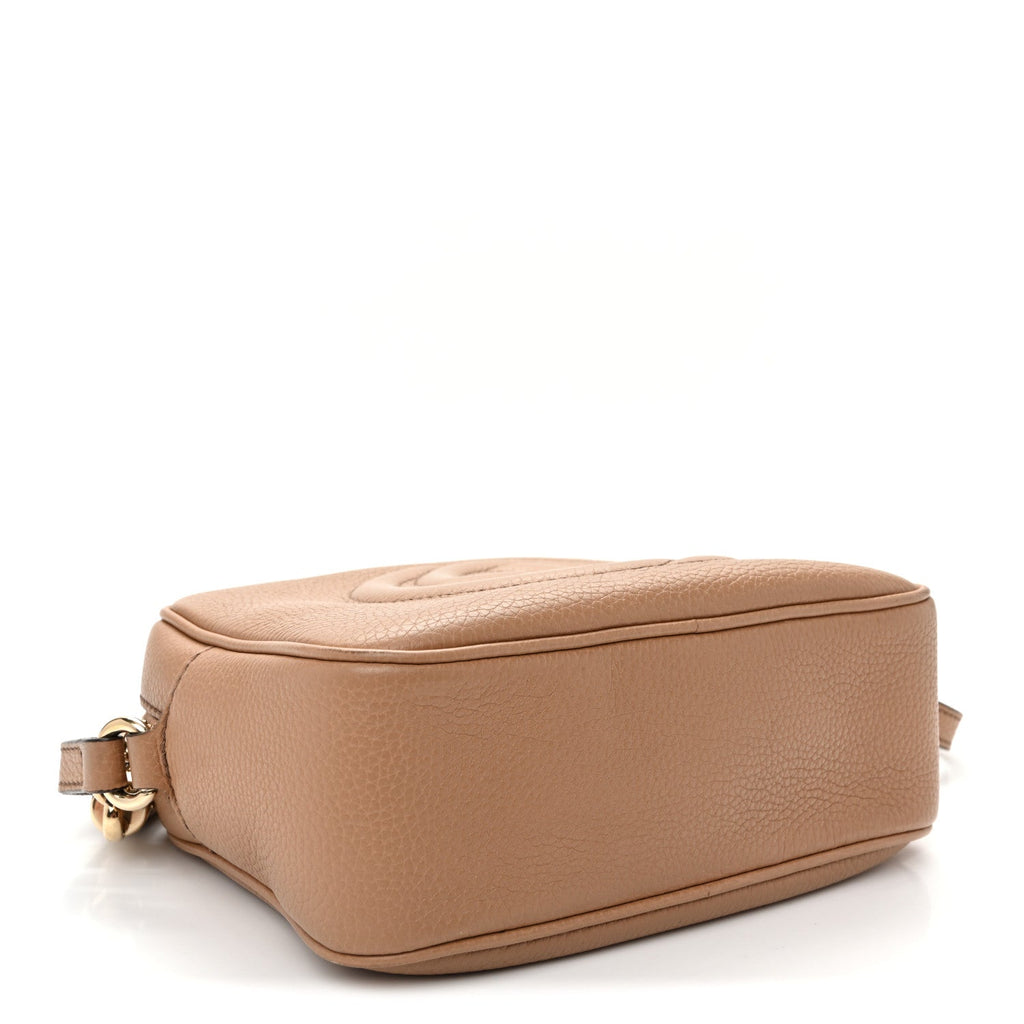 Pebbled Calfskin Small Soho Disco Bag Camelia