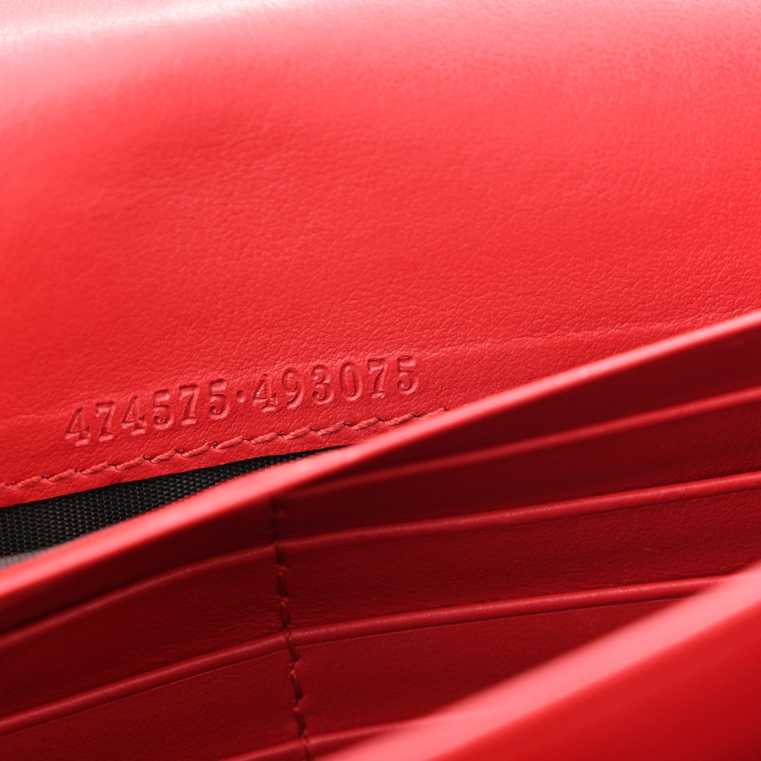 Calfskin Matelasse GG Marmont Chain Wallet Hibiscus Red