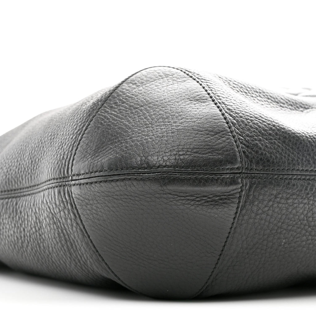 Pebbled Calfskin Medium Soho Chain Hobo Black