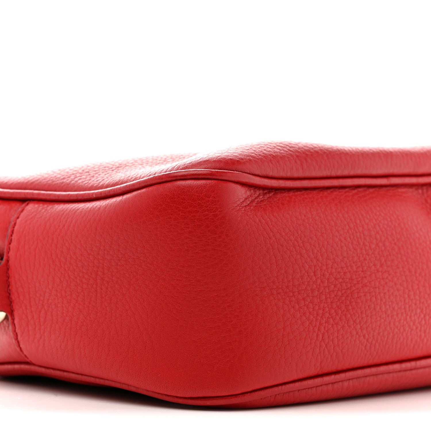 Pebbled Calfskin Small Soho Disco Bag Vibrant Red