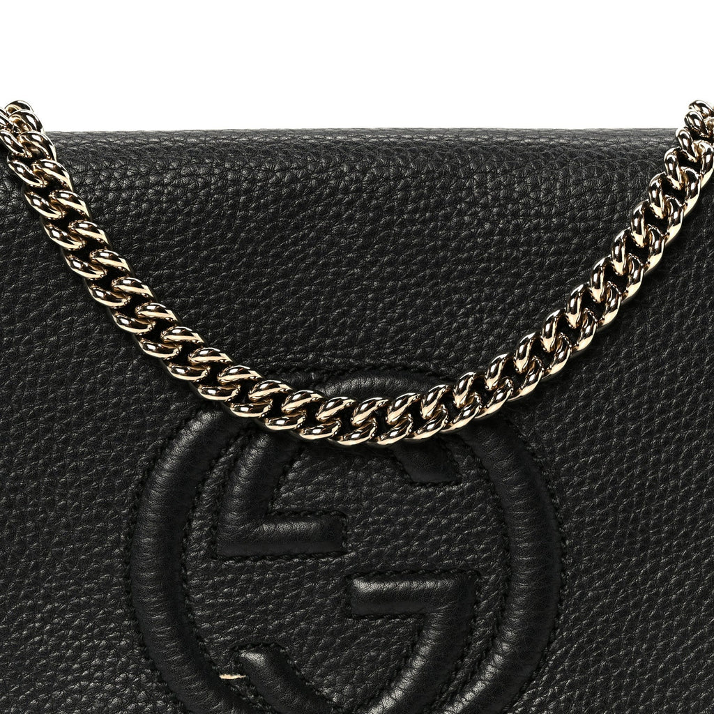 Pebbled Calfskin Medium Soho Flap Crossbody Black