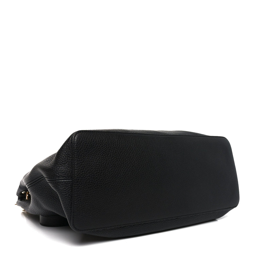 Pebbled Calfskin Large Soho Hobo Black