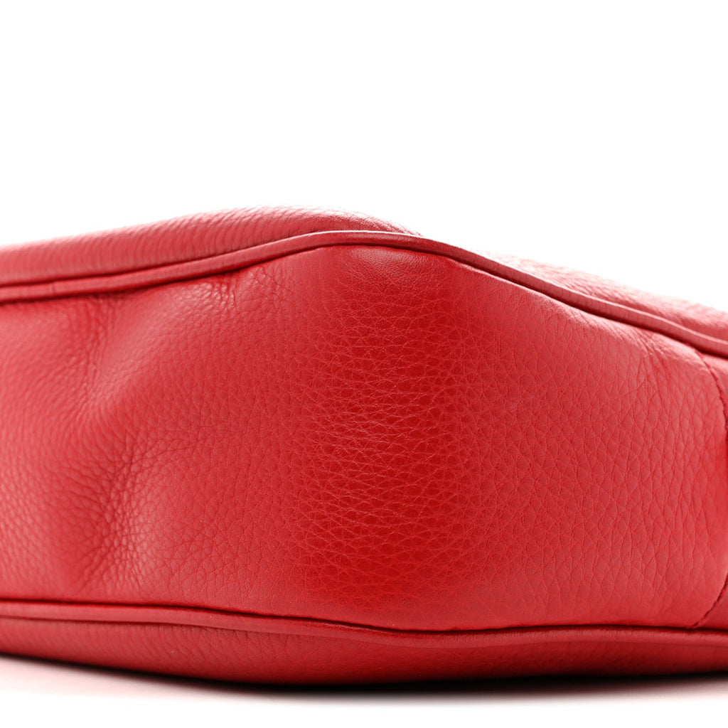 Pebbled Calfskin Small Soho Disco Bag Vibrant Red