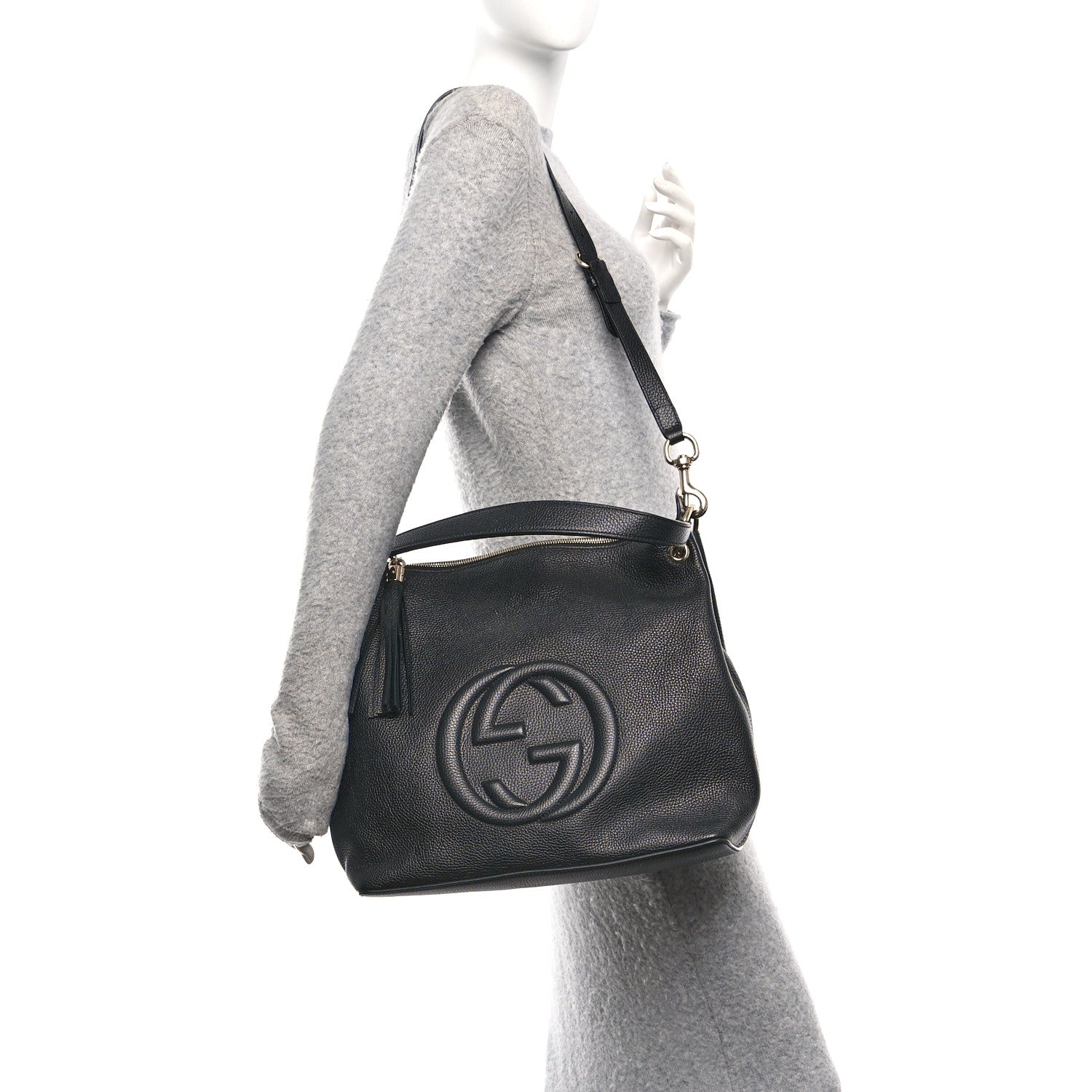 Pebbled Calfskin Large Soho Hobo Black