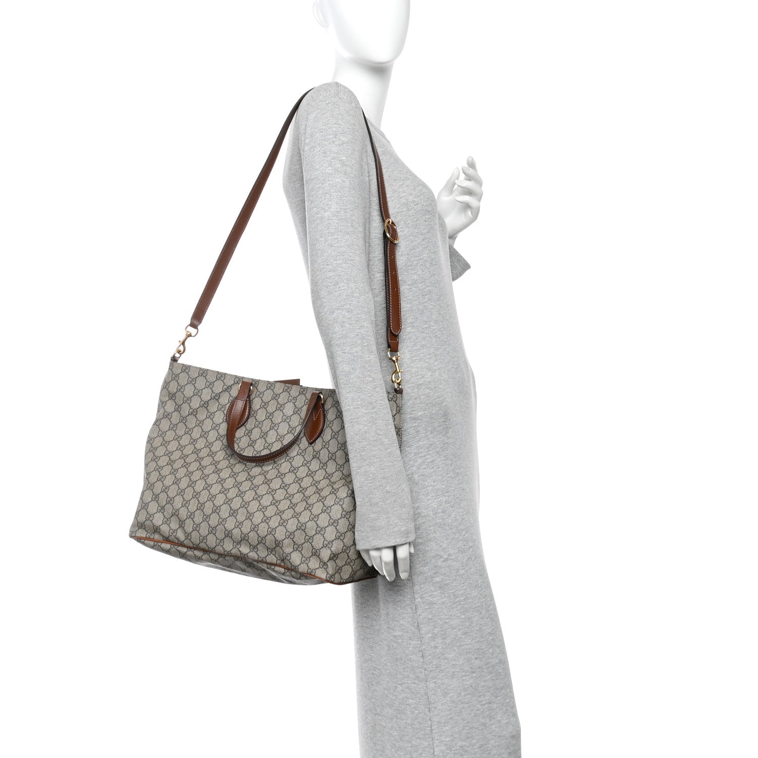 Soft GG Supreme Monogram Medium Crossbody Tote Beige Cuir
