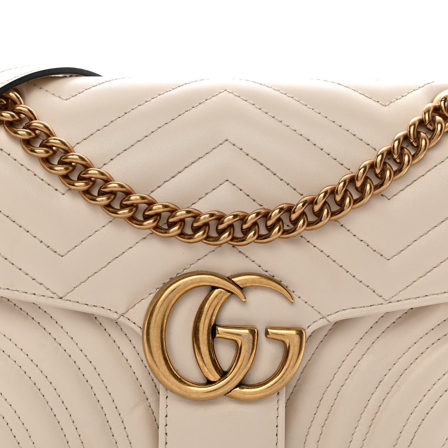 Calfskin Matelasse Small GG Marmont Shoulder Bag White