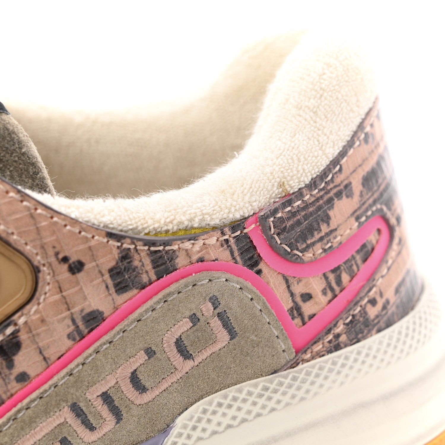 Suede Calfskin Tejus Printed Womens Ultrapace Sneakers 37.5 Pink Silver Oatmeal Yolk