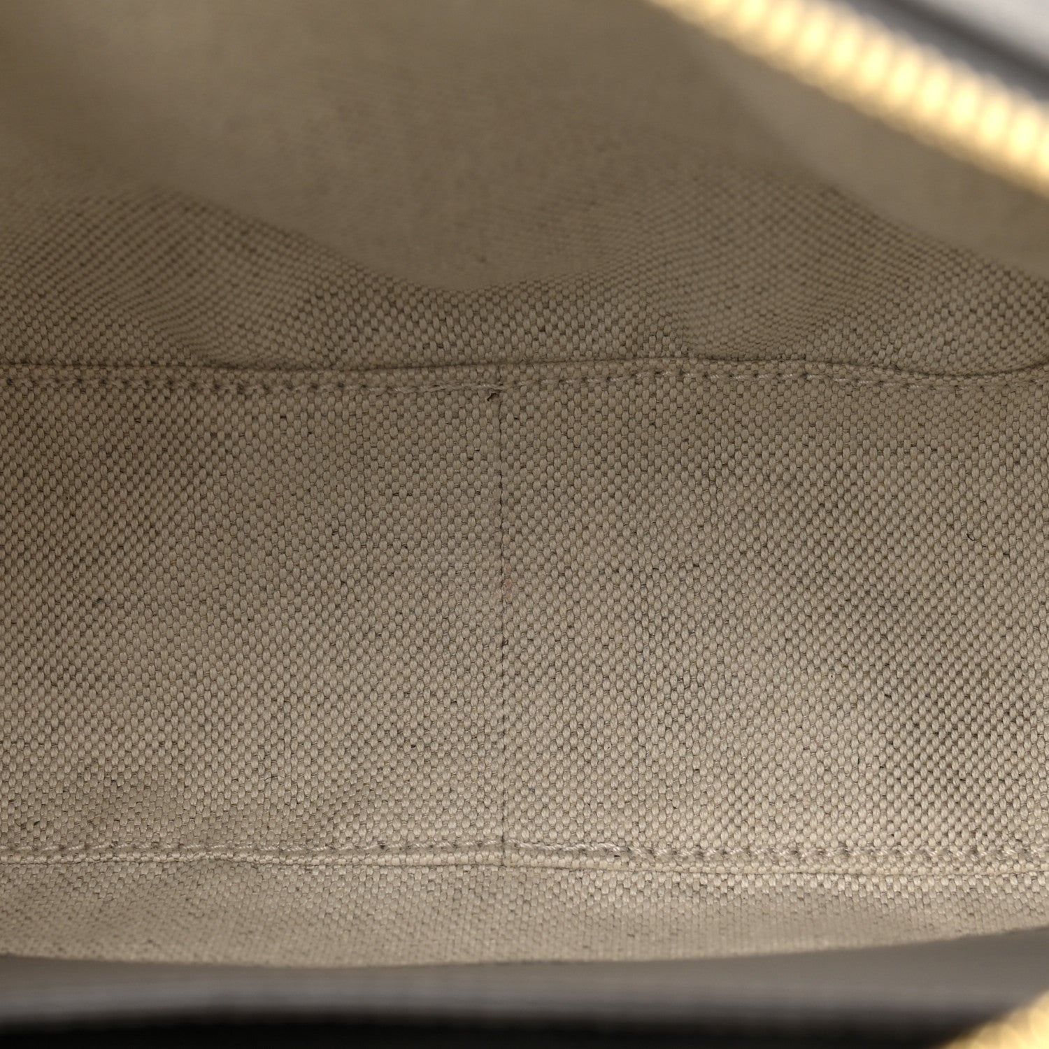 Calfskin GG Matelasse Shoulder Bag Dusty Grey Natural