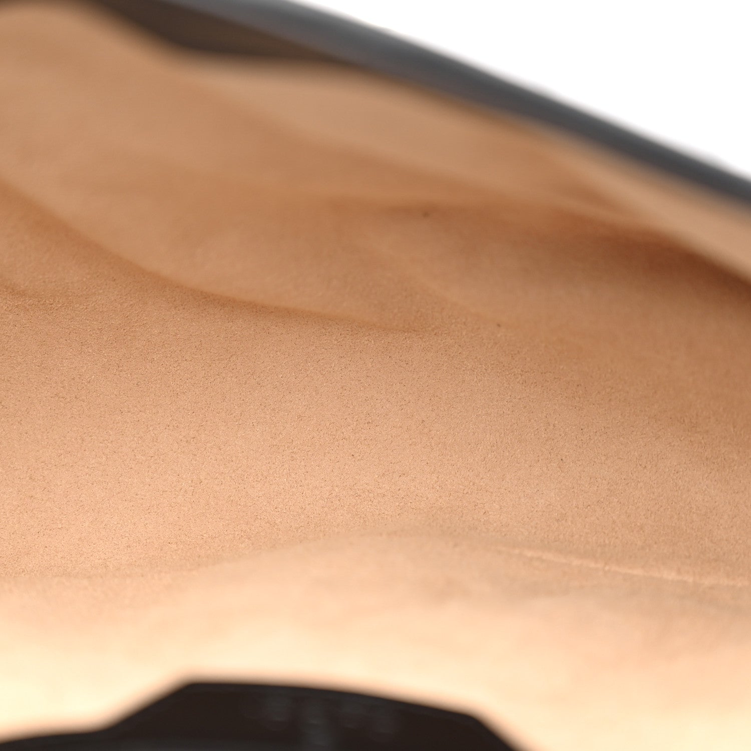 Calfskin Matelasse Aria Small GG Marmont Shoulder Bag Black