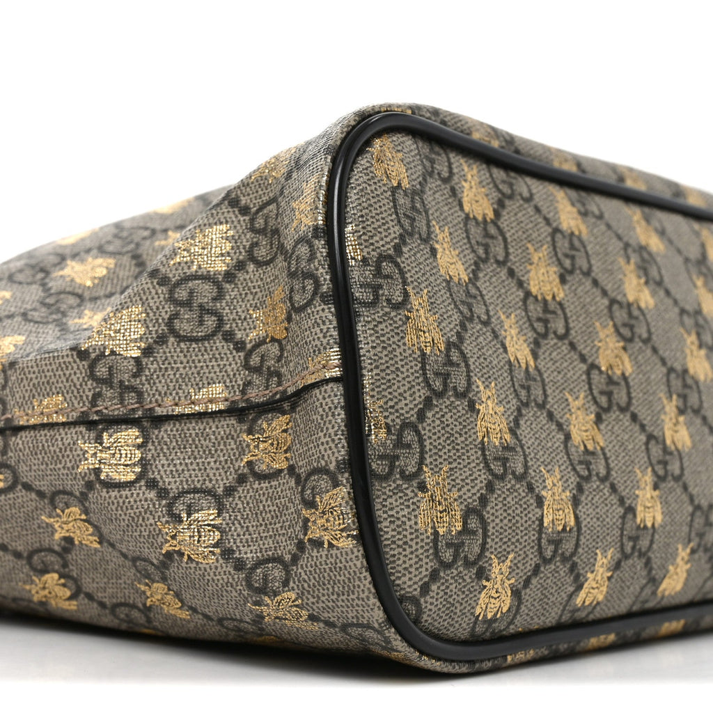 Soft GG Supreme Monogram Bees Small Crossbody Tote Beige Oro Black