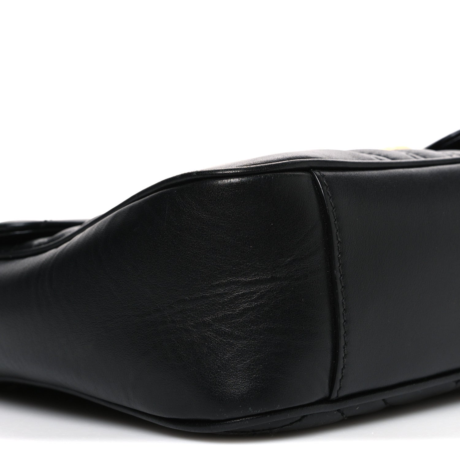 Calfskin Matelasse Medium GG Marmont Shoulder Bag Black